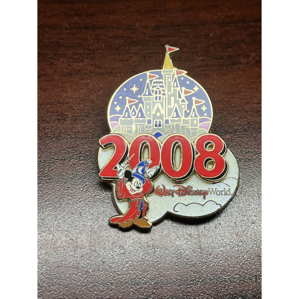 Disney Sleeping Beauty Castle Series‎ Sorcerer Mickey 2008 Trading Pin